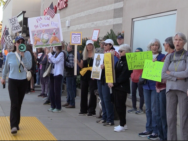 Protesters in Encinitas voice outrage over murder of Renee Good.
